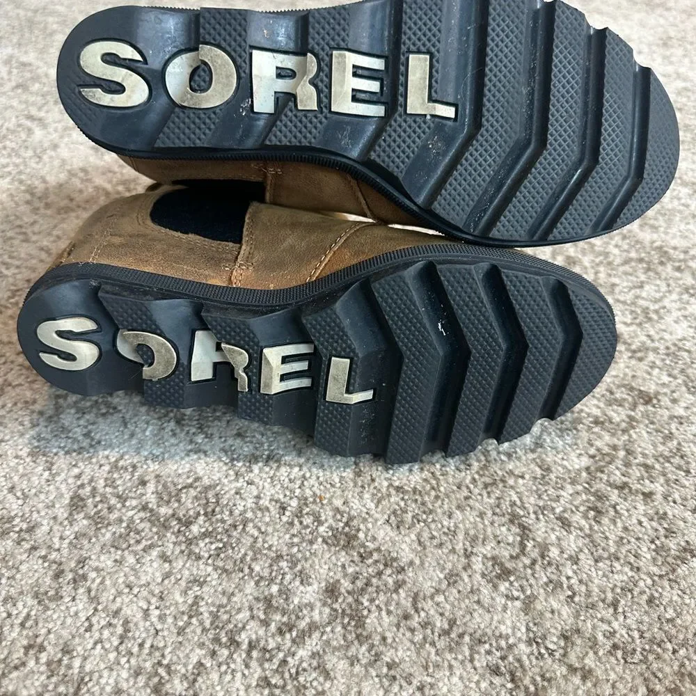 Sorel tan leather